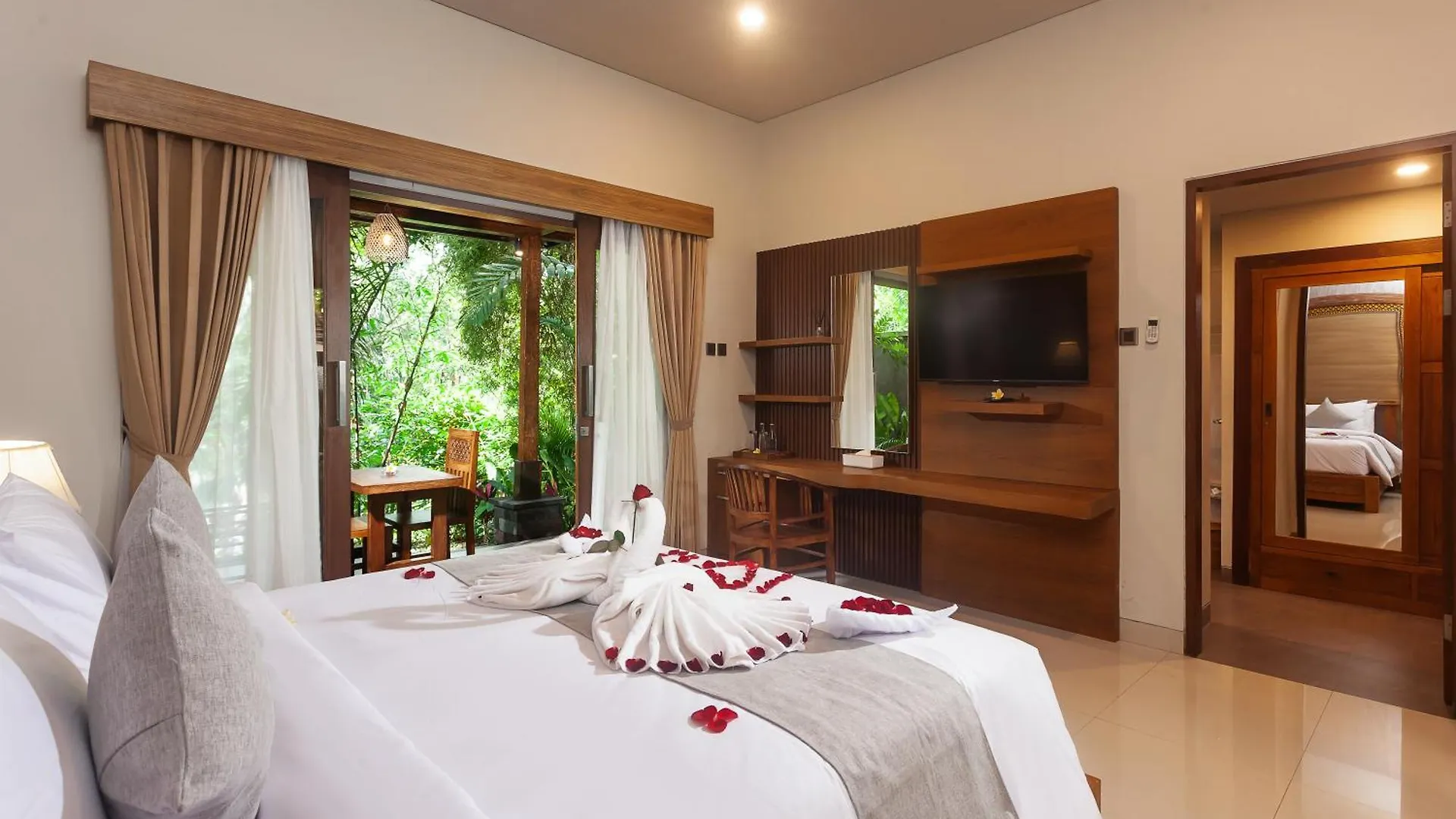 Teba Suci Suite And Villas Ubud Appartement